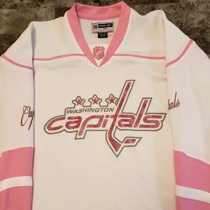Pink Washington Capitals hockey jersey